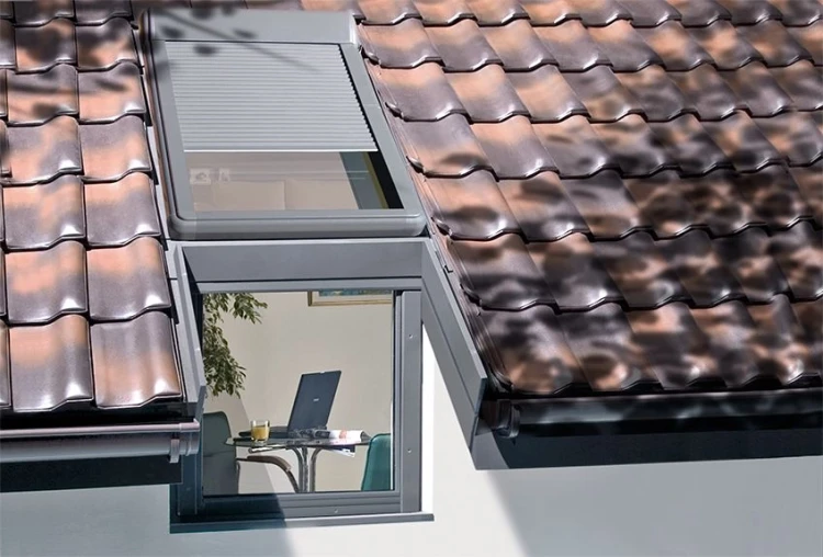 Okno dachowe kolankowe FAKRO