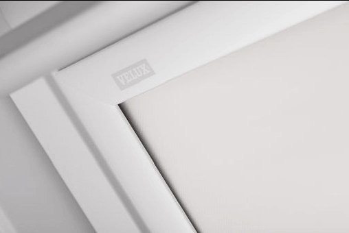Roleta zaciemniająca solarna VELUX DSL